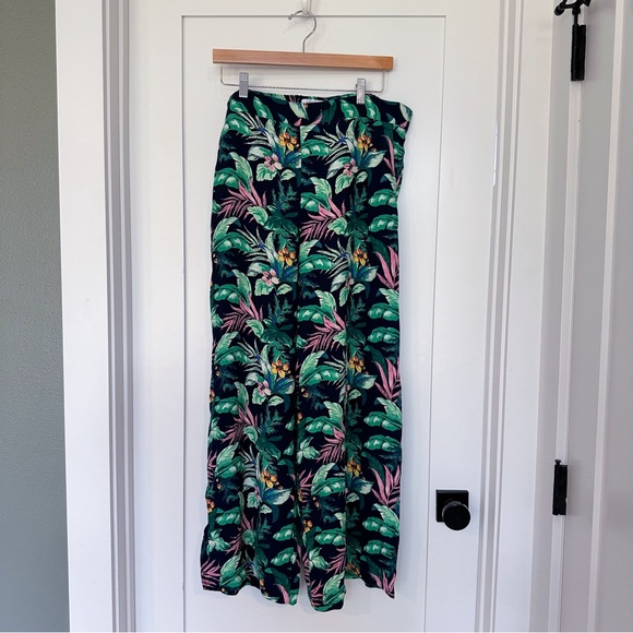 Loft Floral Pants - Picture 1 of 6